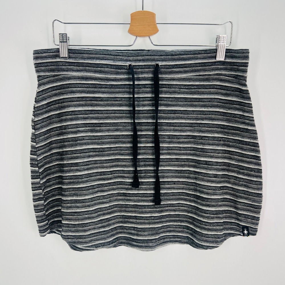 Smartwool Large Black Grey Striped Merino Tencel Skirt Outdoor Gorpcore